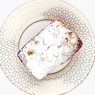 Финансье миндальное