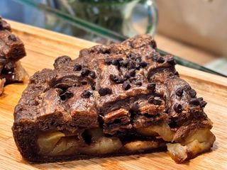 Яблочно-шоколадный пирог