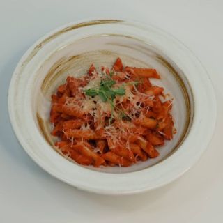 Пене в томатном соусе