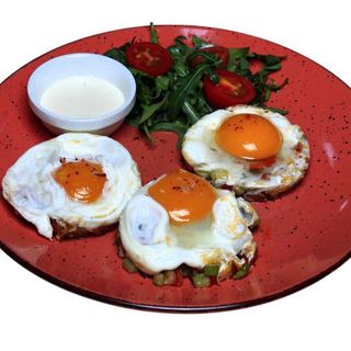 Глазунья по-мексиканский (300)