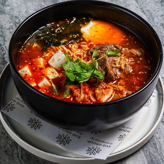 Рамен с курицей (350г)