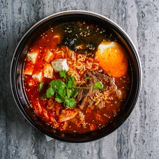Рамен с сыром (350г)