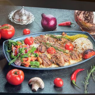 Локум ягненка с соусом (400гр.)