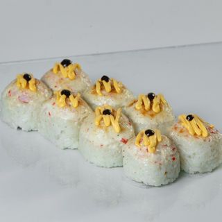 Запечённые роллы с крабом
