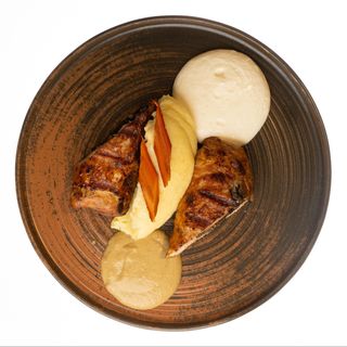 Бедро цыпленка, фаршированное грибами