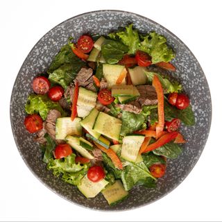 Салат с филе говядины