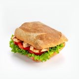 Чиабатта с курицей и томатно-перцовым соусом