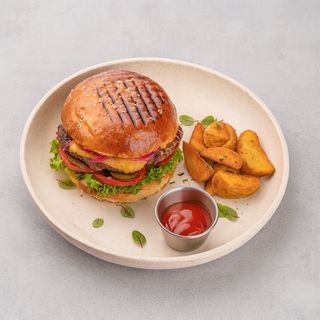 Бургер с телятиной