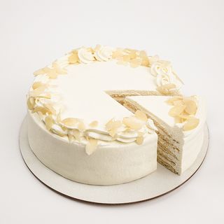 Торт "Молочная девочка" сливки гранд (1,020 кг)