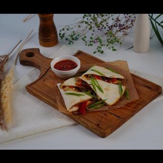 Кесадилья с говядиной