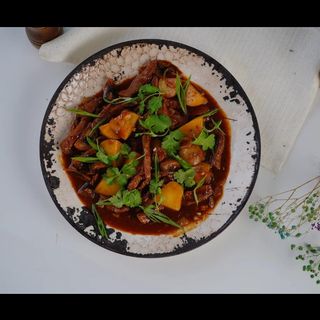 Телятина с картофелем 