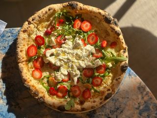 Пицца "Сыр Буратта"