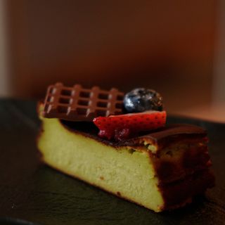 Сан-Себастьян фисташковый (150г)