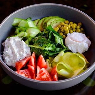Боул с авокадо