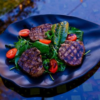 Салат с ростбифом