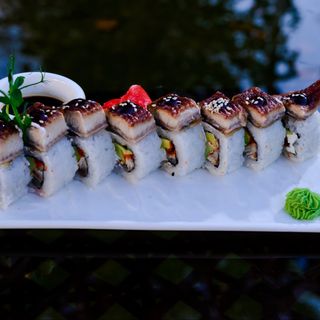 Роллы с угрем