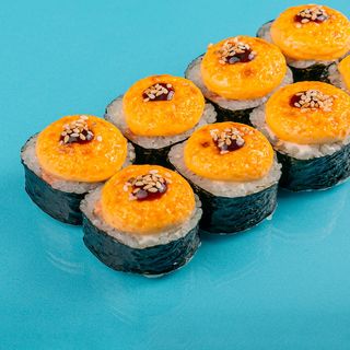 Запеченный ролл с курицей