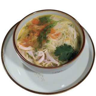 Куриный суп с домашней лапшой