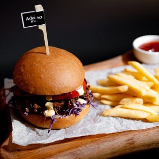 Брискет бургер