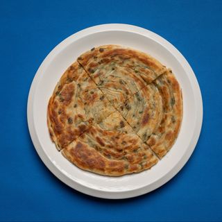 Каттама с зеленым луком