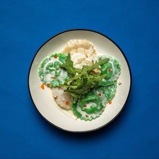 Равиоли с курицей и грибами