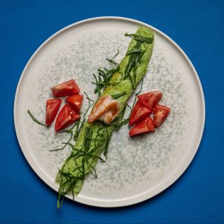 Омлет со шпинатом и креветкой