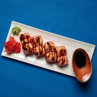 Роллы запеченные с лососем