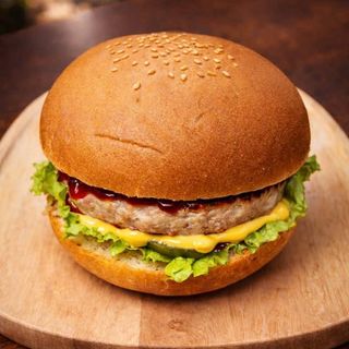 Бургер с куриной котлетой