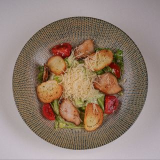 Цезарь с курицей