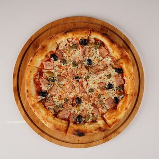 Пицца Капричоза (35см)