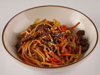 Вок с говядиной