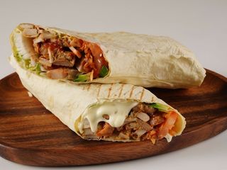 Шаурма с сырным соусом с говядиной