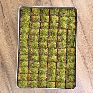 БАКЛАВА ОЗЕЛ С ФИСТАШКАМИ