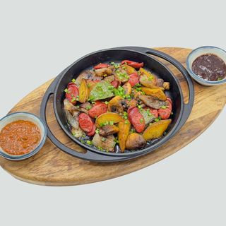 КОЛБАСА С ОВОЩАМИ