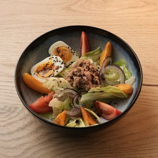 Нисуаз с тунцом