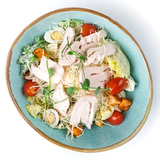 Цезарь с курицей