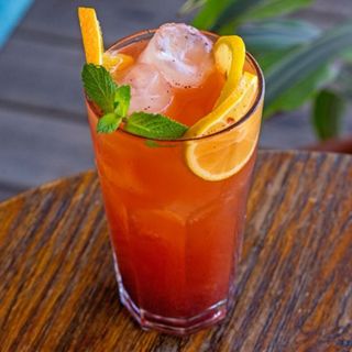 Клубника-маракуйя лимонад (650 мл.)