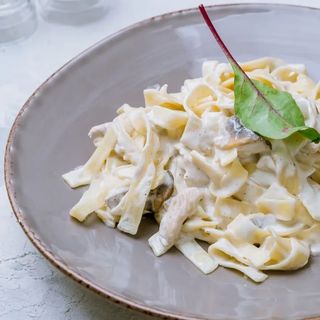 Фетучини с курицей