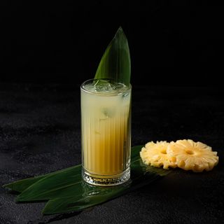 Айсти Ананас-личи (0,5л)