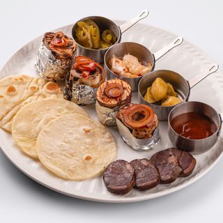 Костный мозг с копчённым чучуком(600гр)