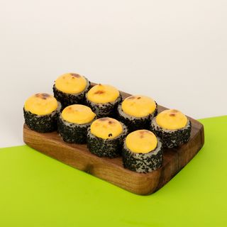 Запеченный ролл Пармезан 