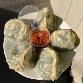 Манты с жусаем  (325)