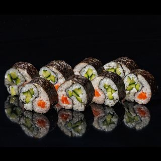 Инь Янь с лососем (240г)