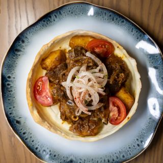 Куурдак с картошкой и ребрышками ягненка (450г)