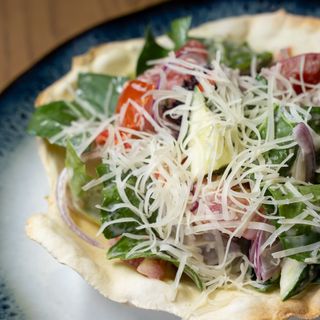 Фирменный салат Устукан