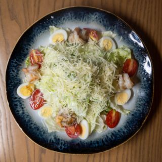 Цезарь с креветками гриль