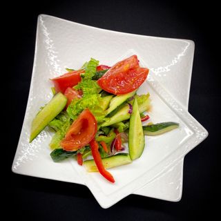 Свежий Салат (Масло/Сметана/Майонез) (150г)