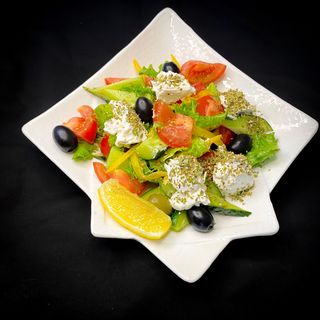 Греческий салат (250г)