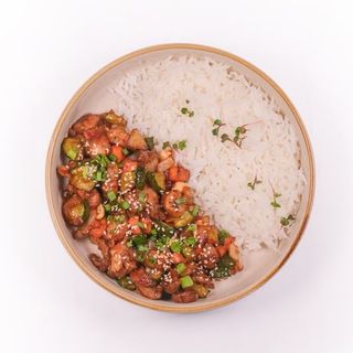 Курица Гунбао с рисом