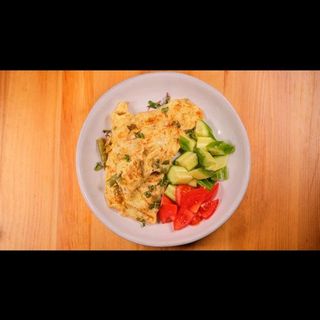 Омлет с зеленой фасолью и сыром (300г)